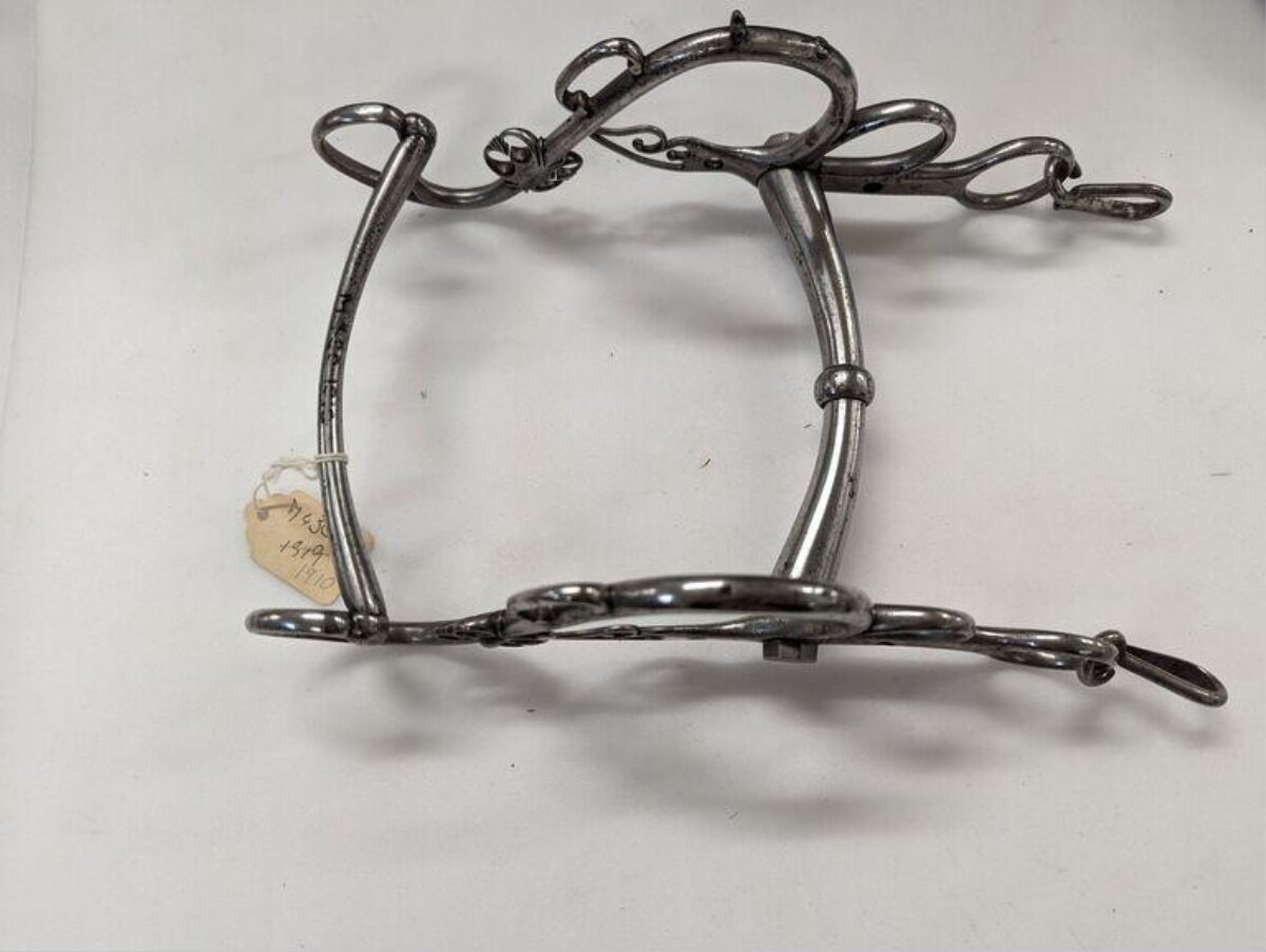 Antique Metal Horse Bit