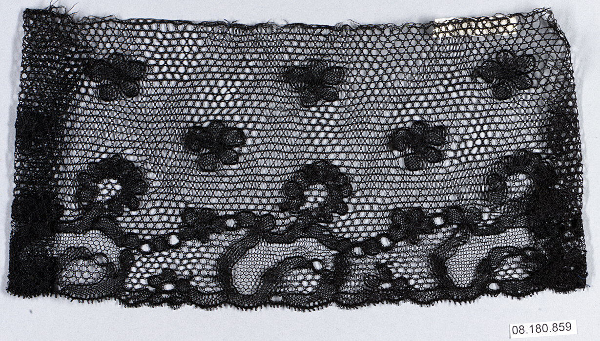 Black Antique Lace Fragment