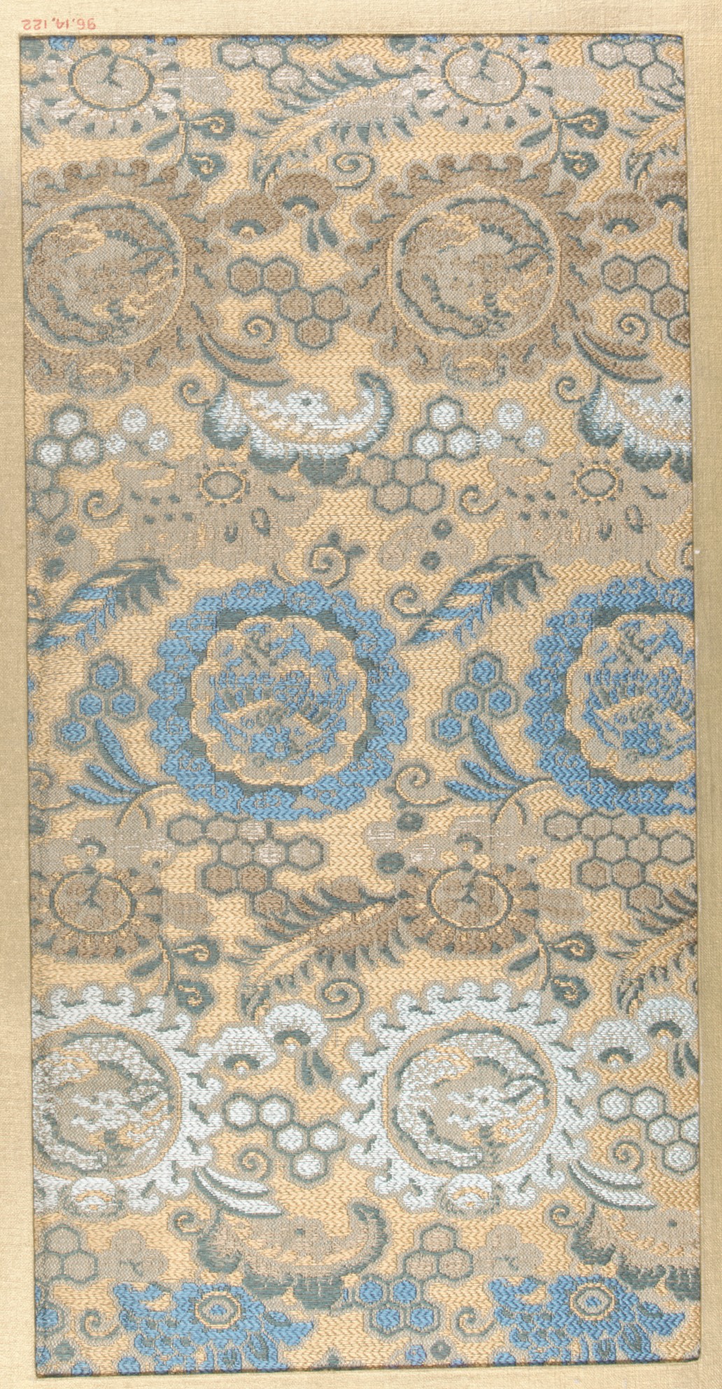 Traditional Floral Pattern Woven Brocade
