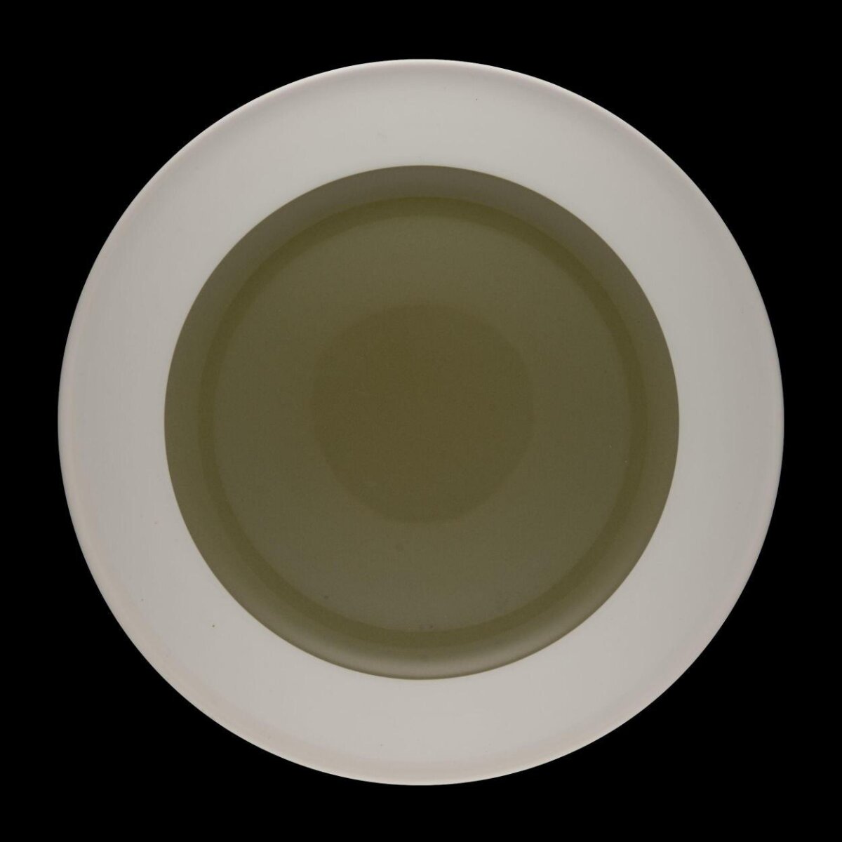 Two-tone Round Ceramic Plate