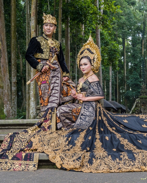 Balinese Traditional Wedding Couple