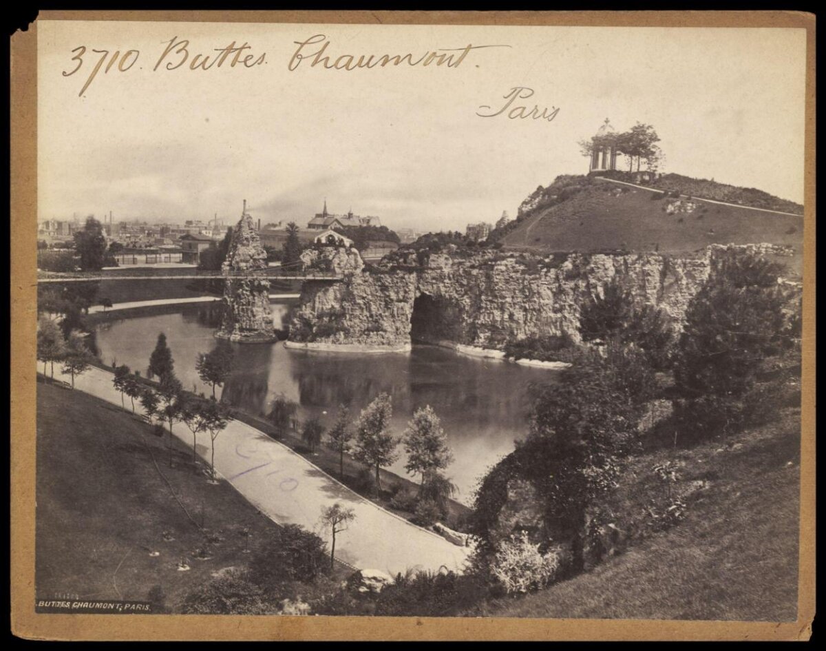 Buttes Chaumont Park, Paris
