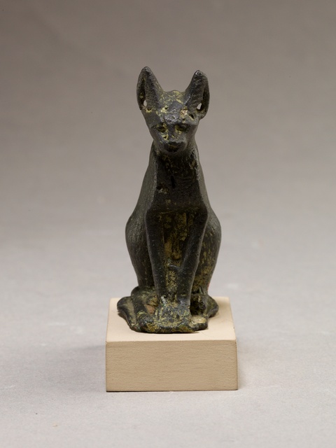 Ancient Bronze Seated Cat Statuette
