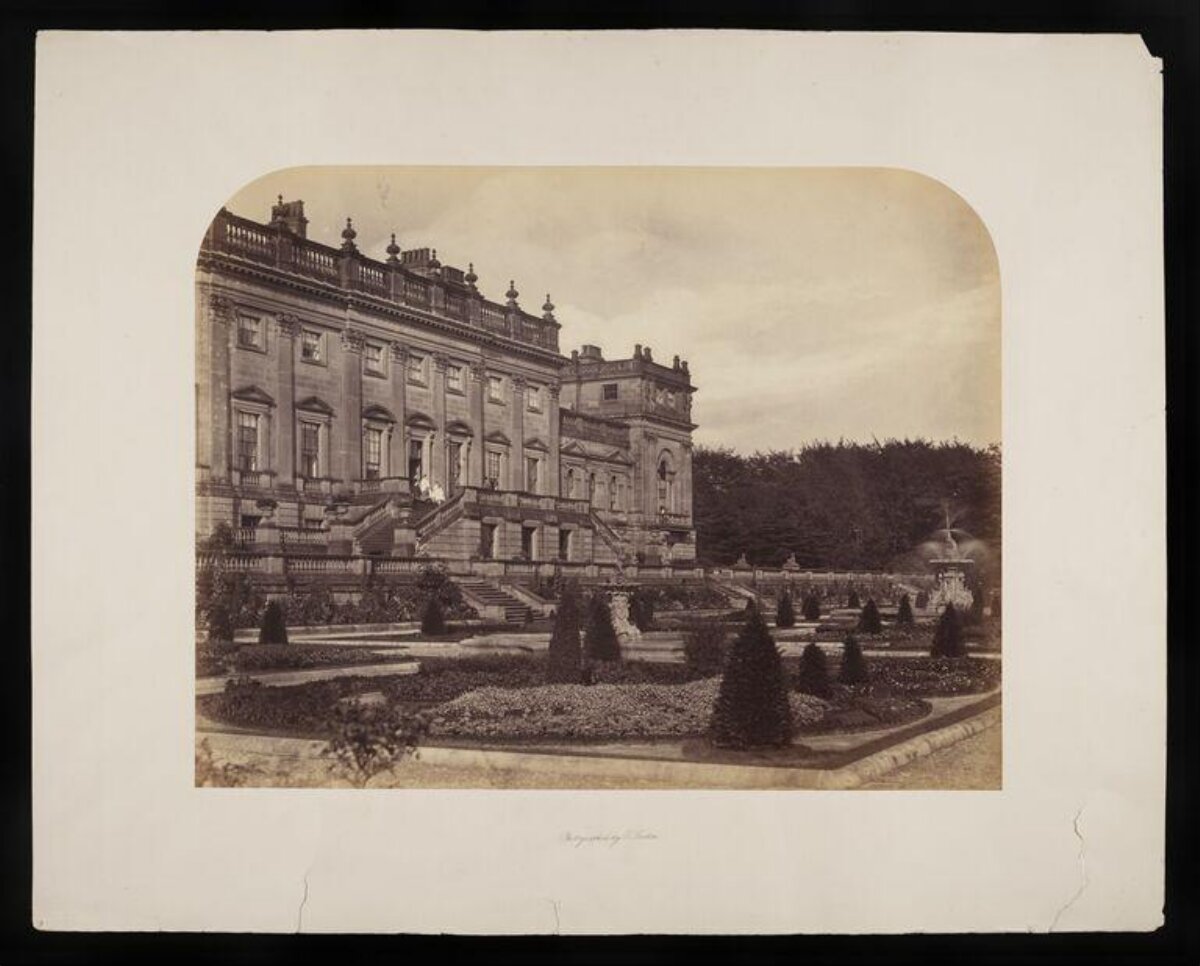 Historic Manor House and Formal Garden