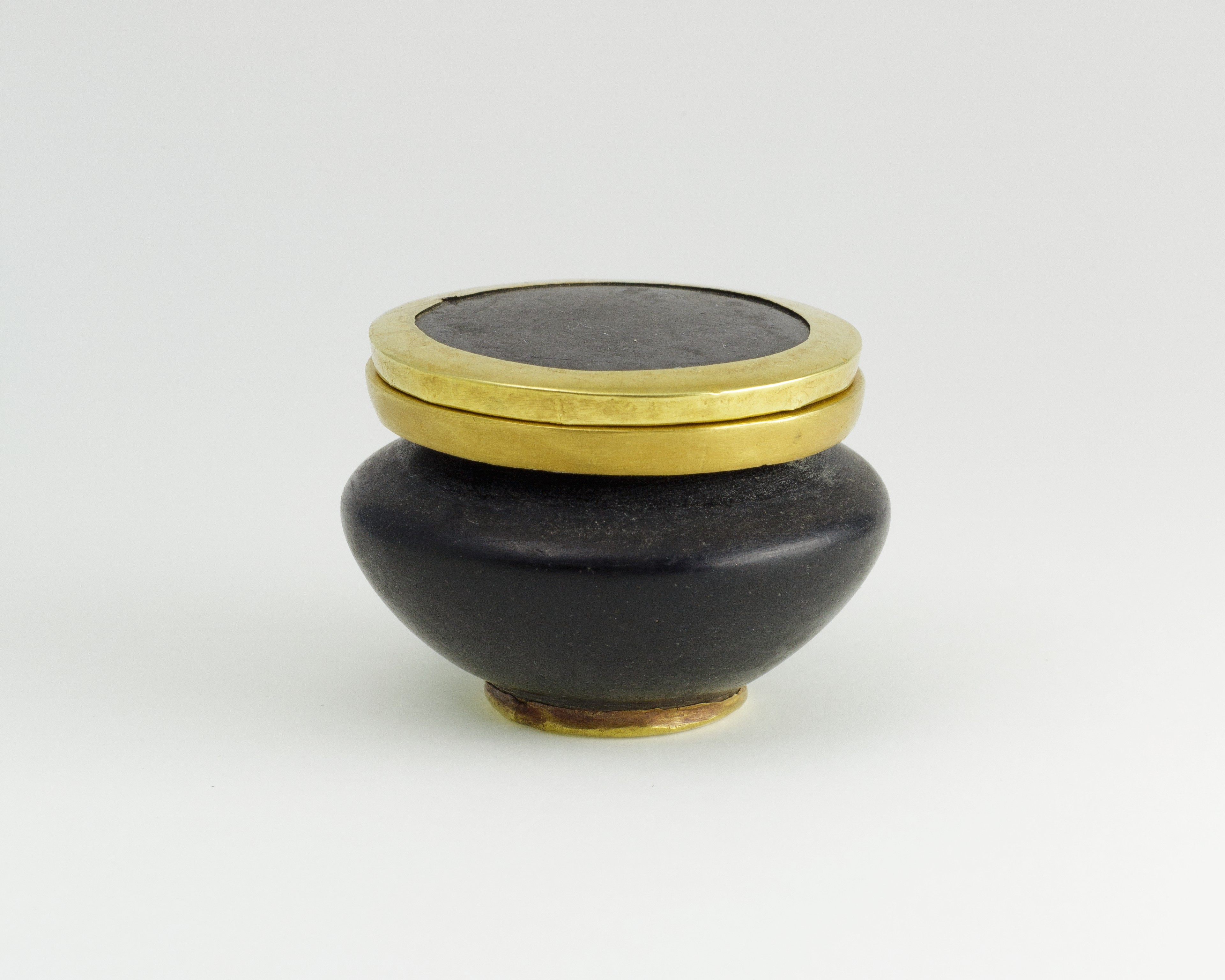 Black Gold-edged Round Lidded Box