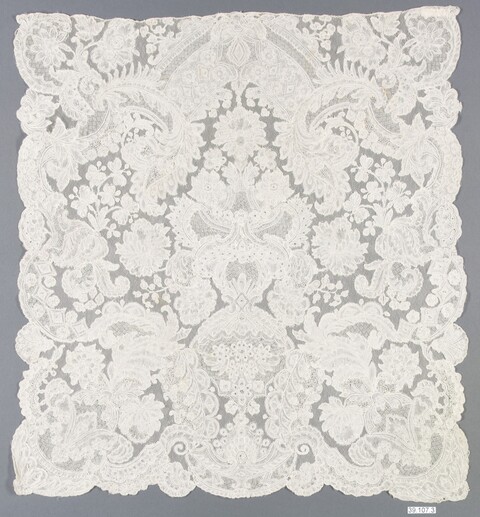Antique White Floral Lace Panel