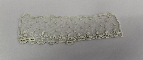 Early 20th Century Lace Fragment