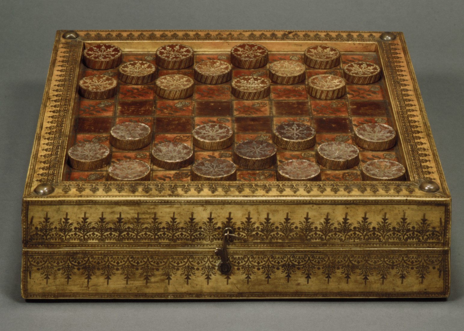 Antique Checkers Game Box — Games