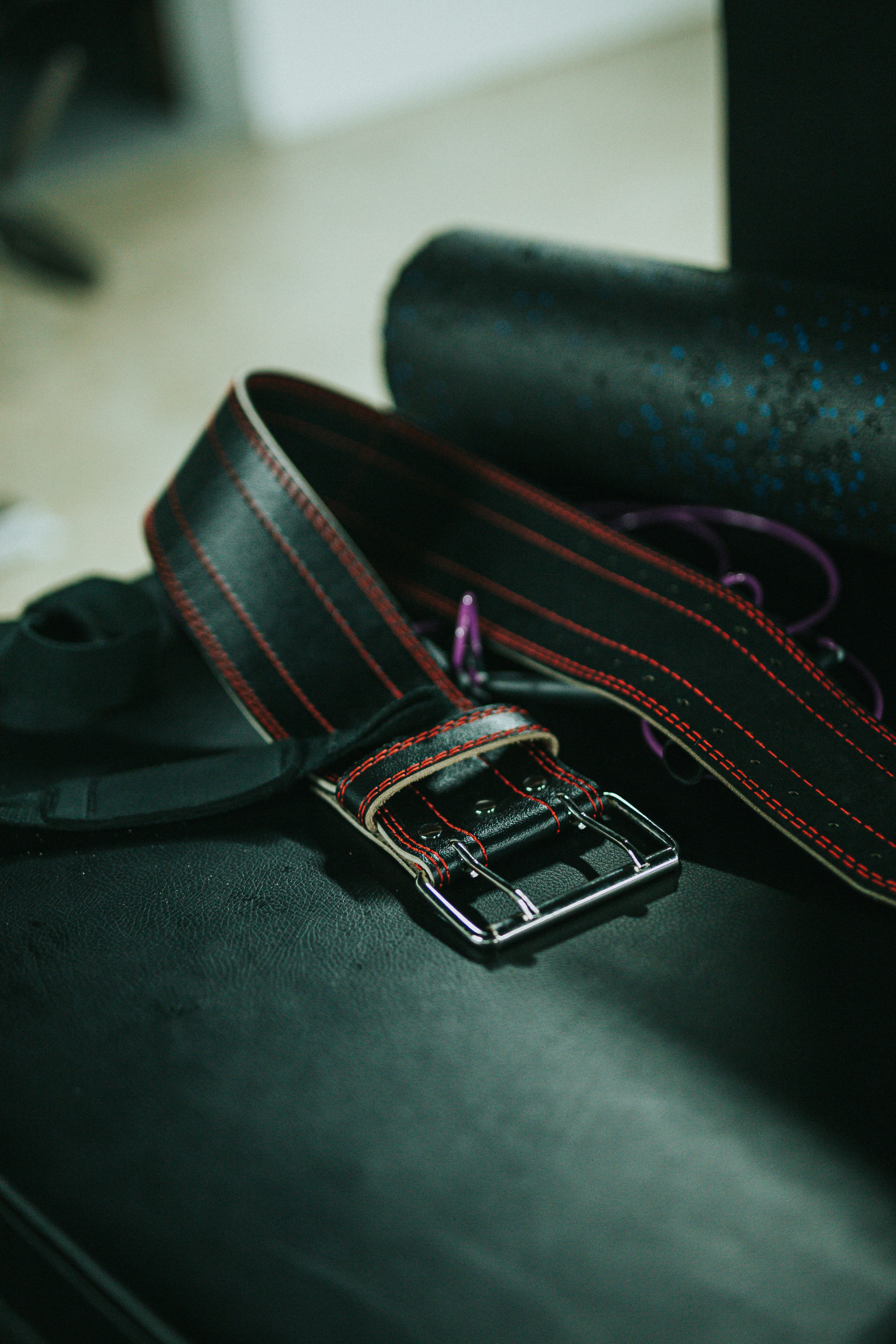 Black Leather Weightlifting Belt