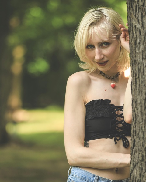 Image 1464642 — Beauty