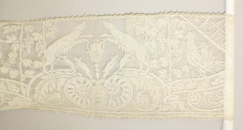 Antique Animal Motif Lace Border