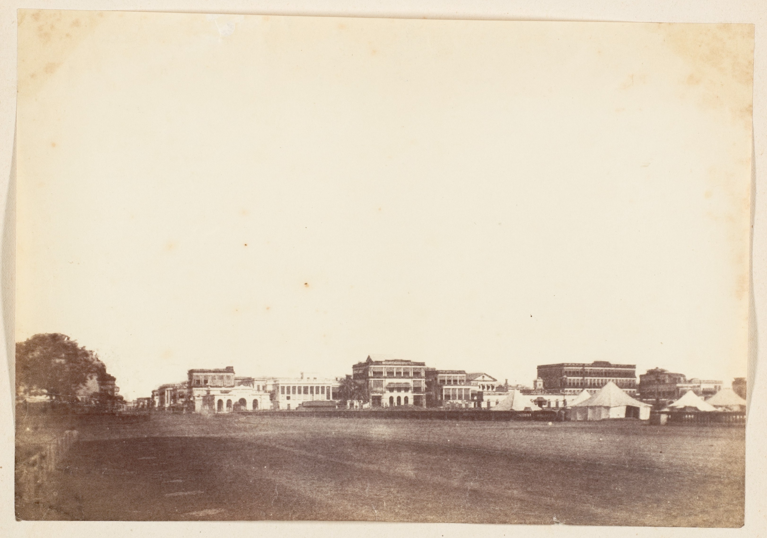 Vintage City Open Ground View