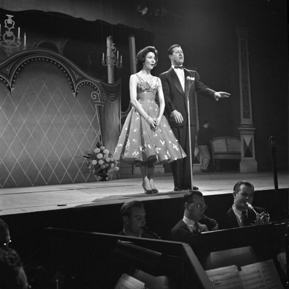 Vocal Duet Stage Performance
