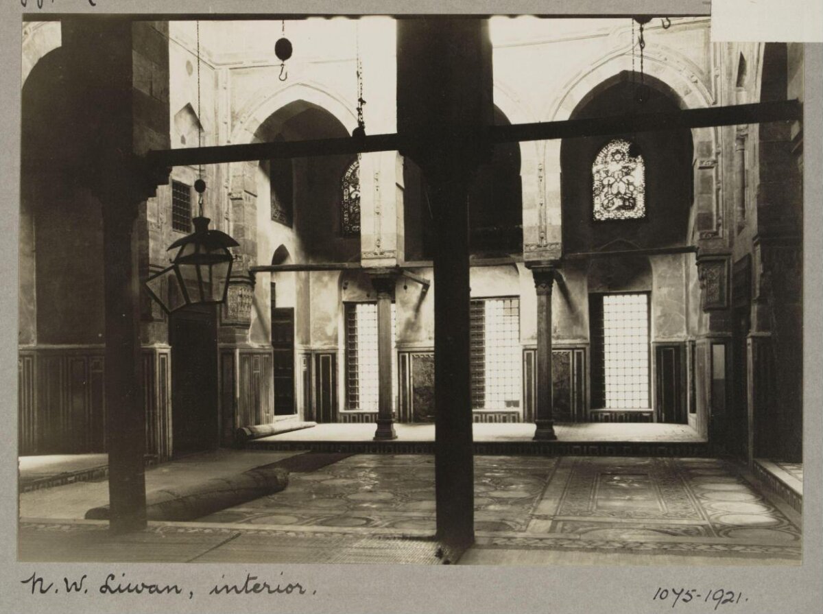 Interior of NW Liwan, 1921
