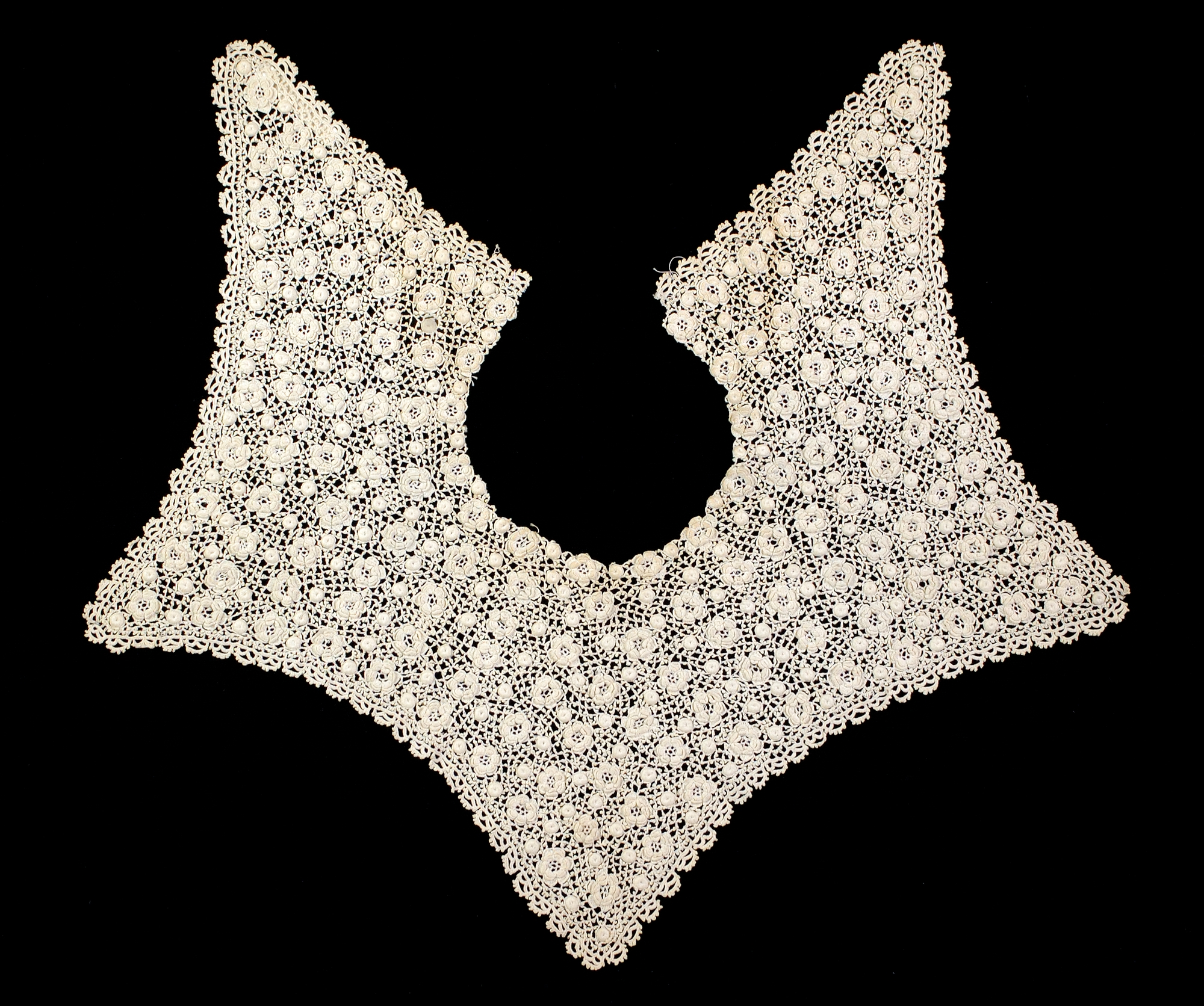 Vintage Handmade Lace Collar