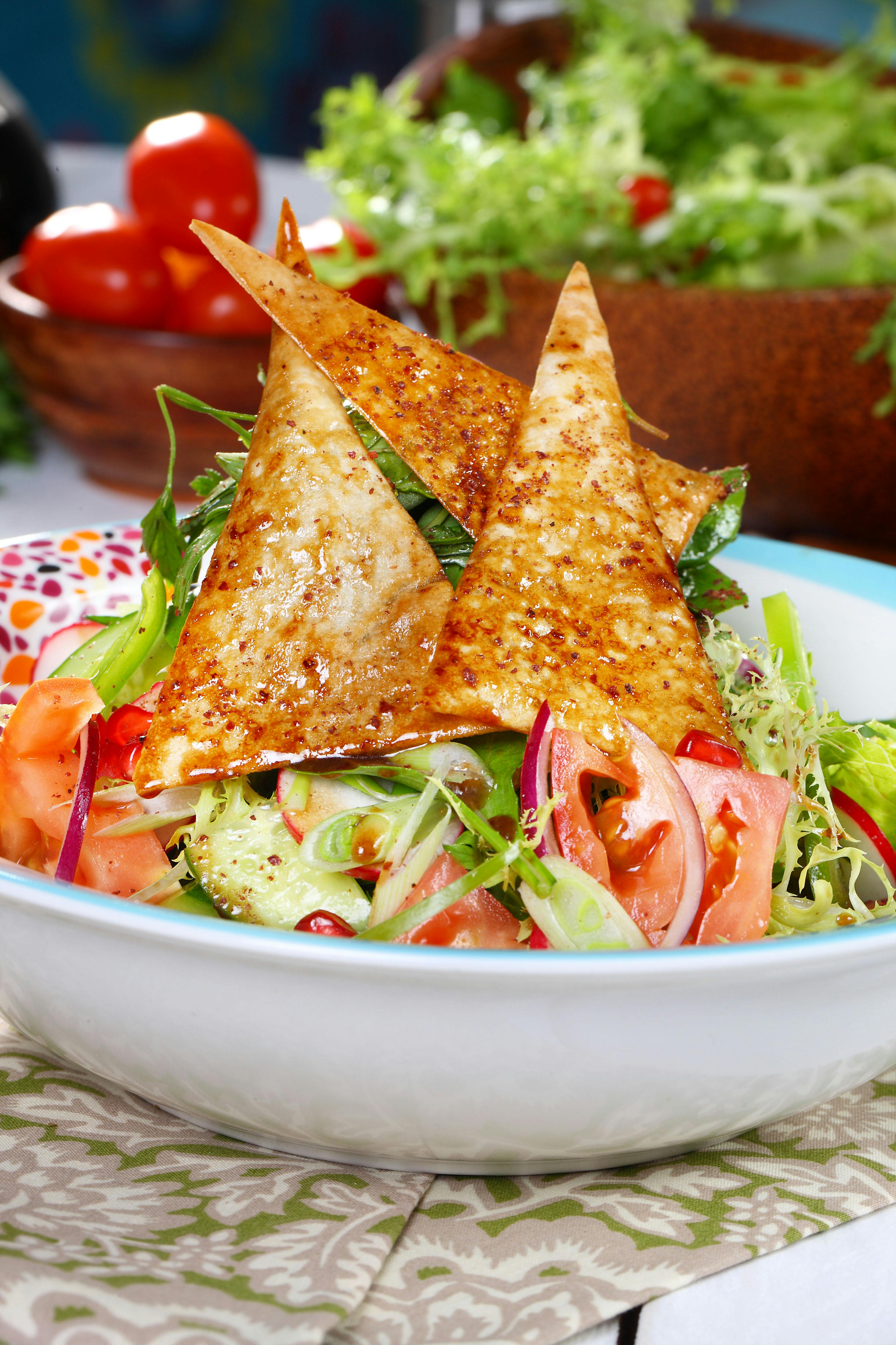 Fresh Garden Salad with Toasted Pita