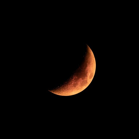 Red Crescent Moon