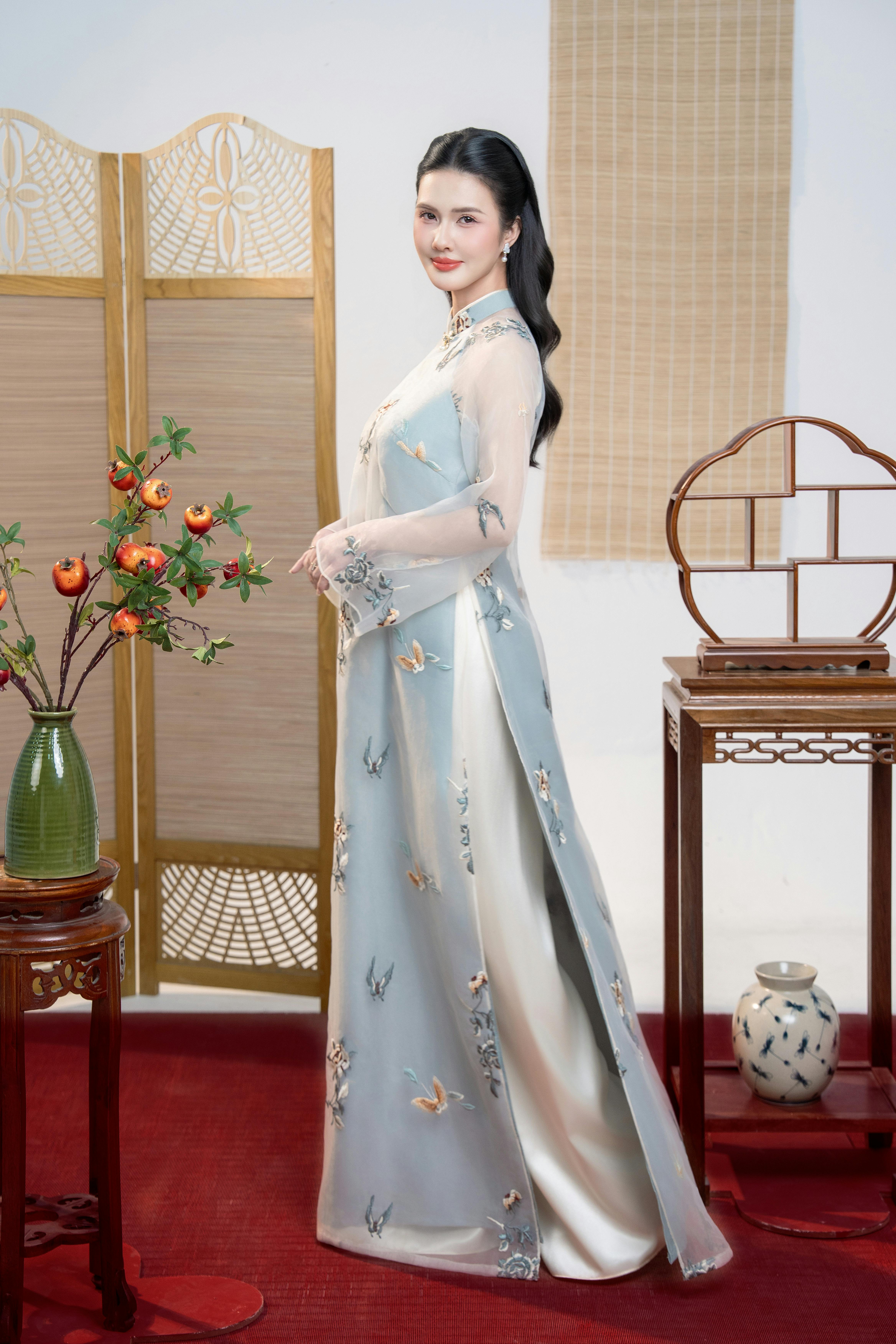 Image 1518269 — Beauty