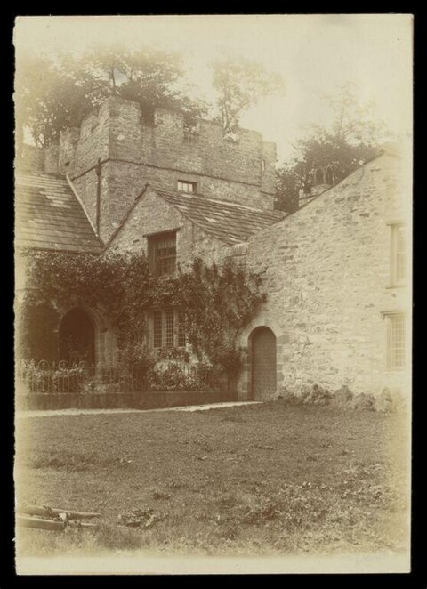 Vintage Stone Manor