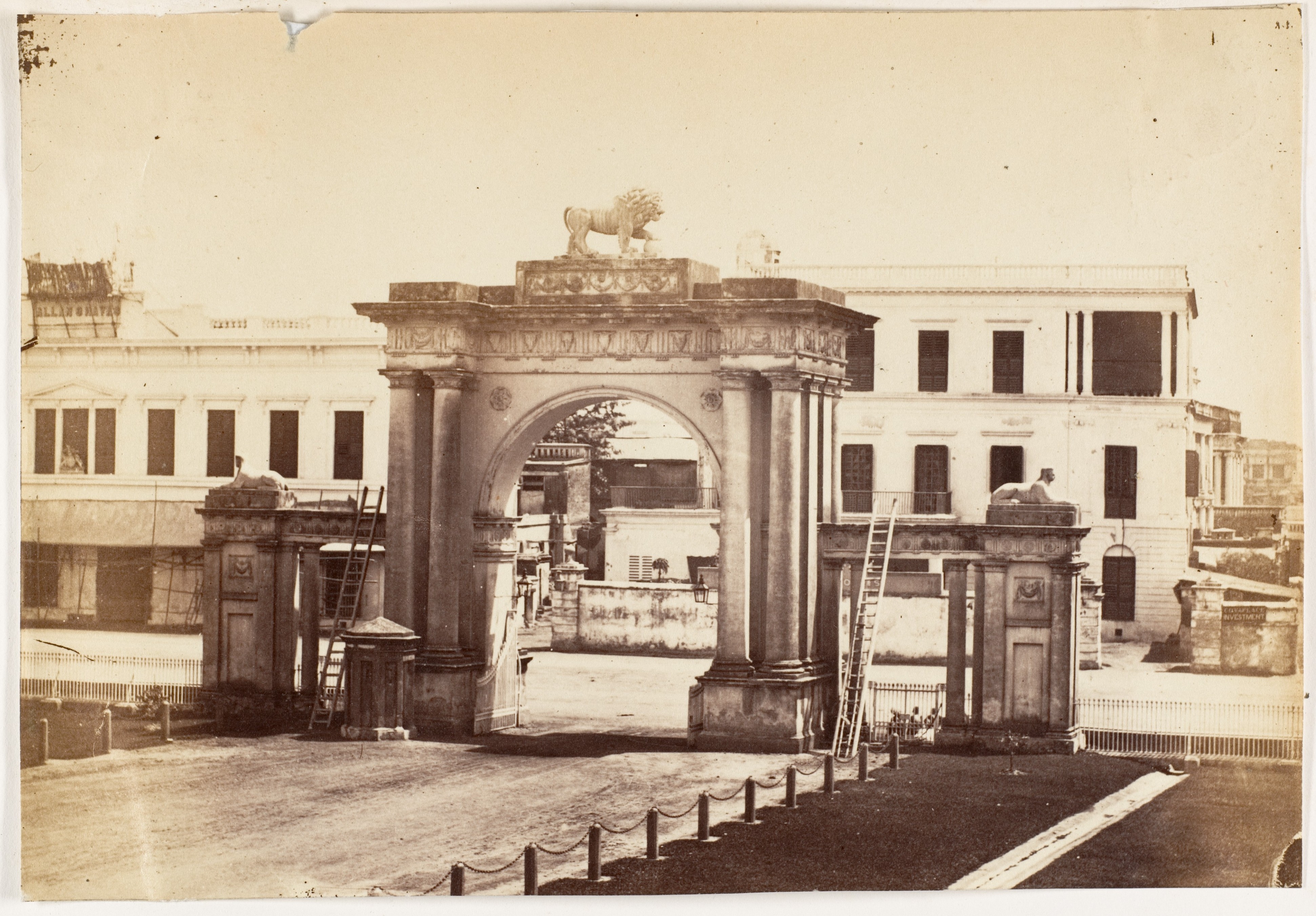 Vintage Lion Gateway