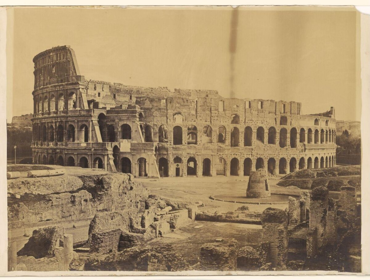 Vintage View of Roman Colosseum Ruins — Attraction Encyclopedia