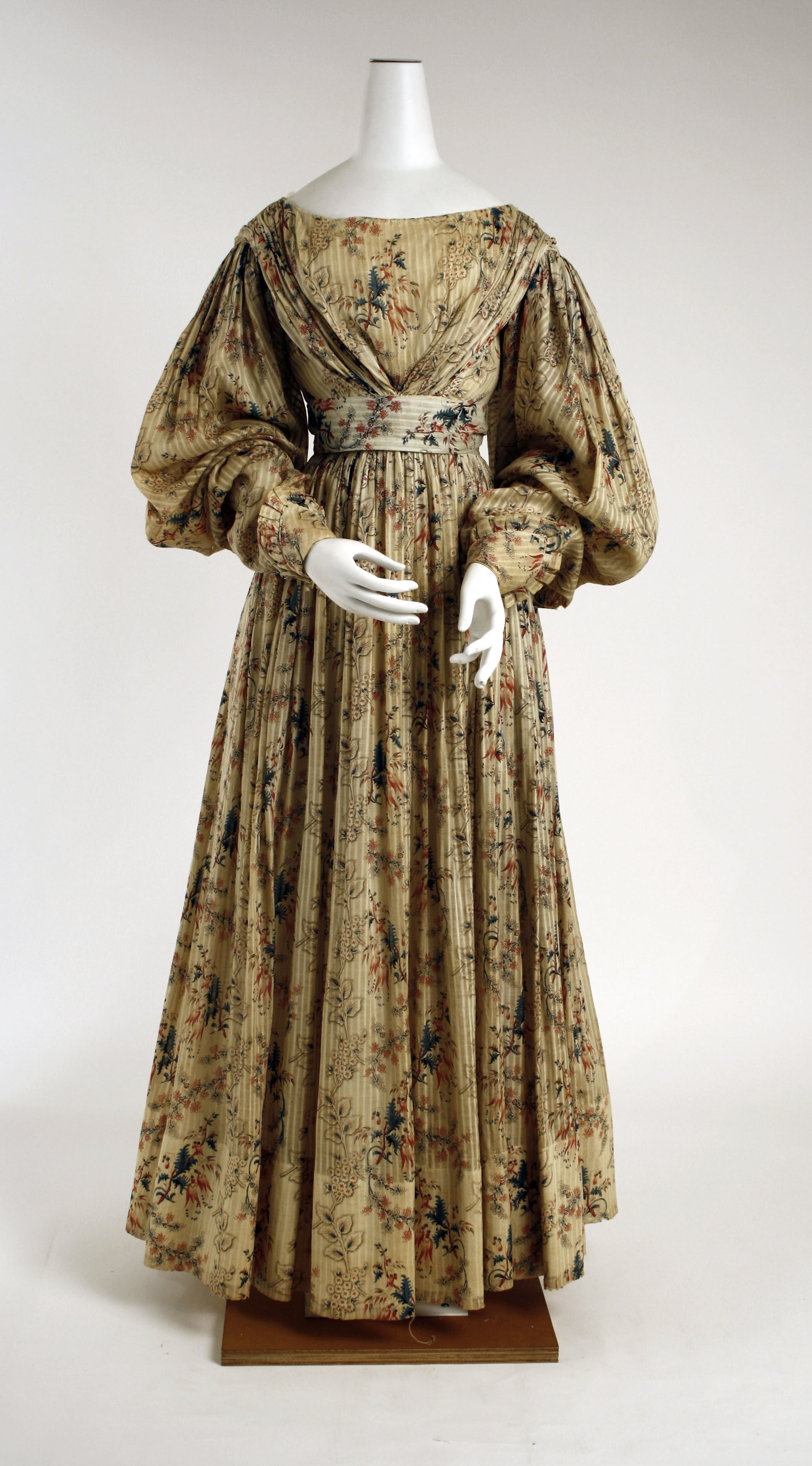 Vintage Floral Printed Gown on Mannequin