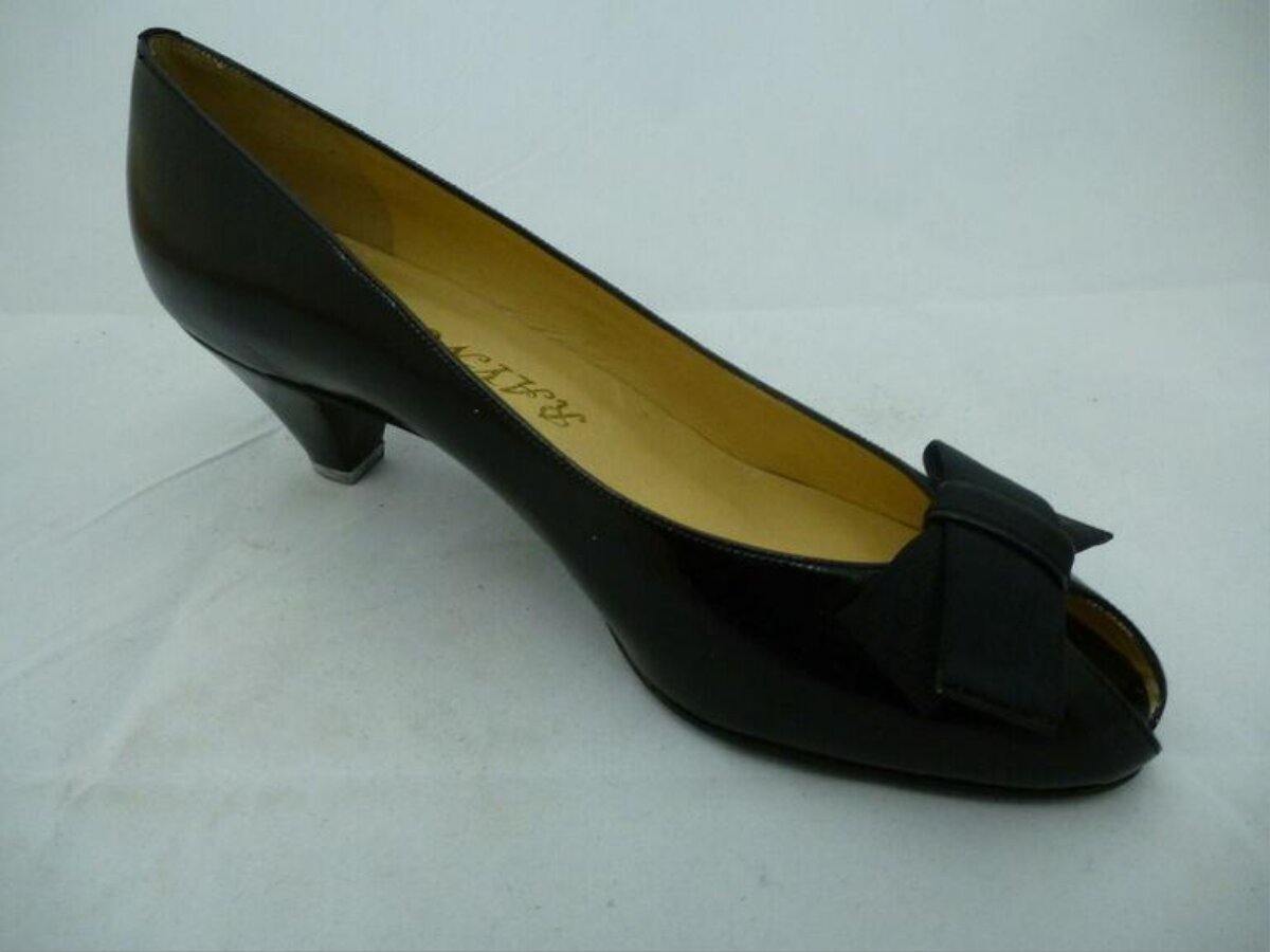 Black Bow Peep-toe High Heel