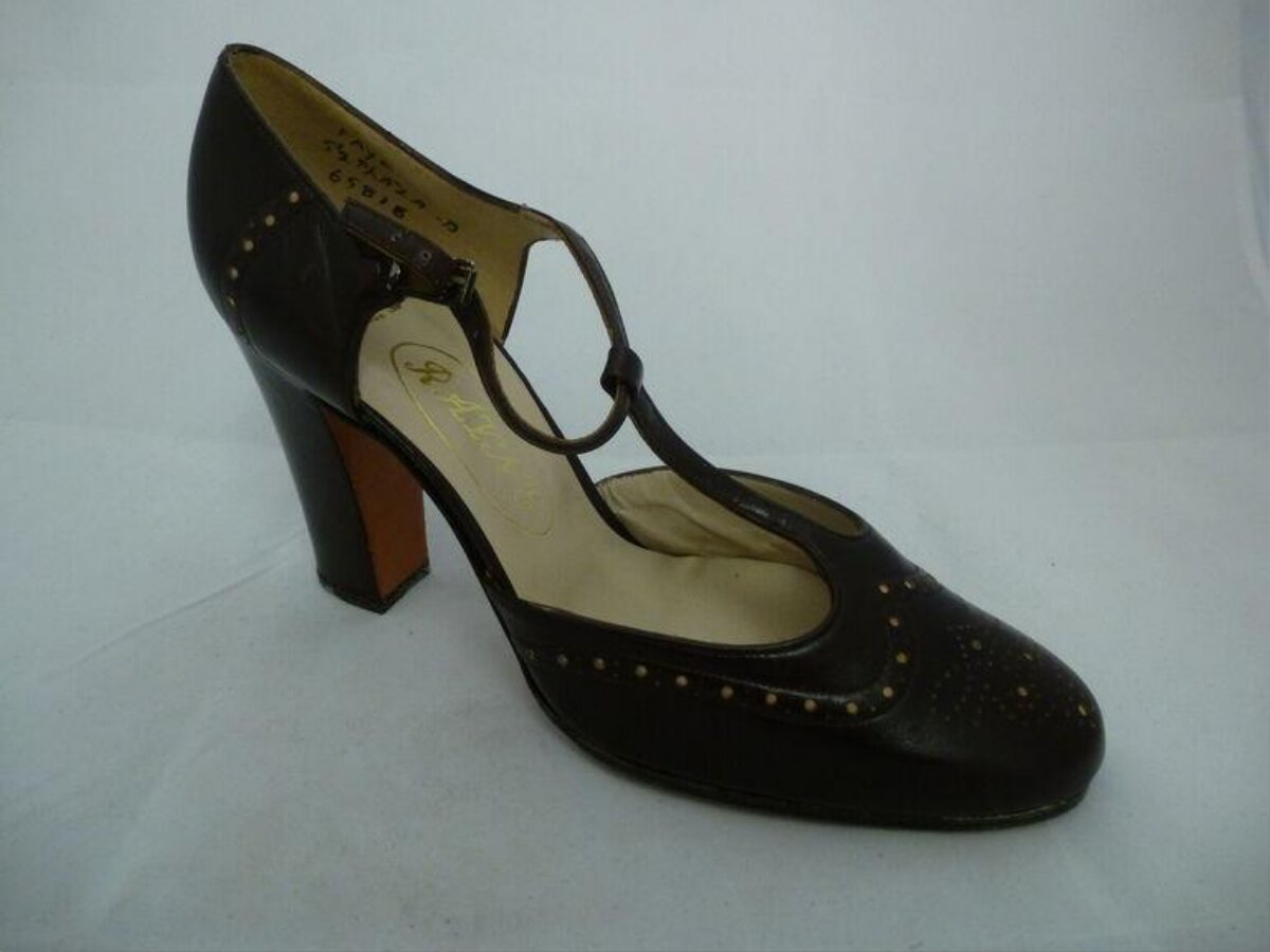 Vintage Brown T-Strap High Heel