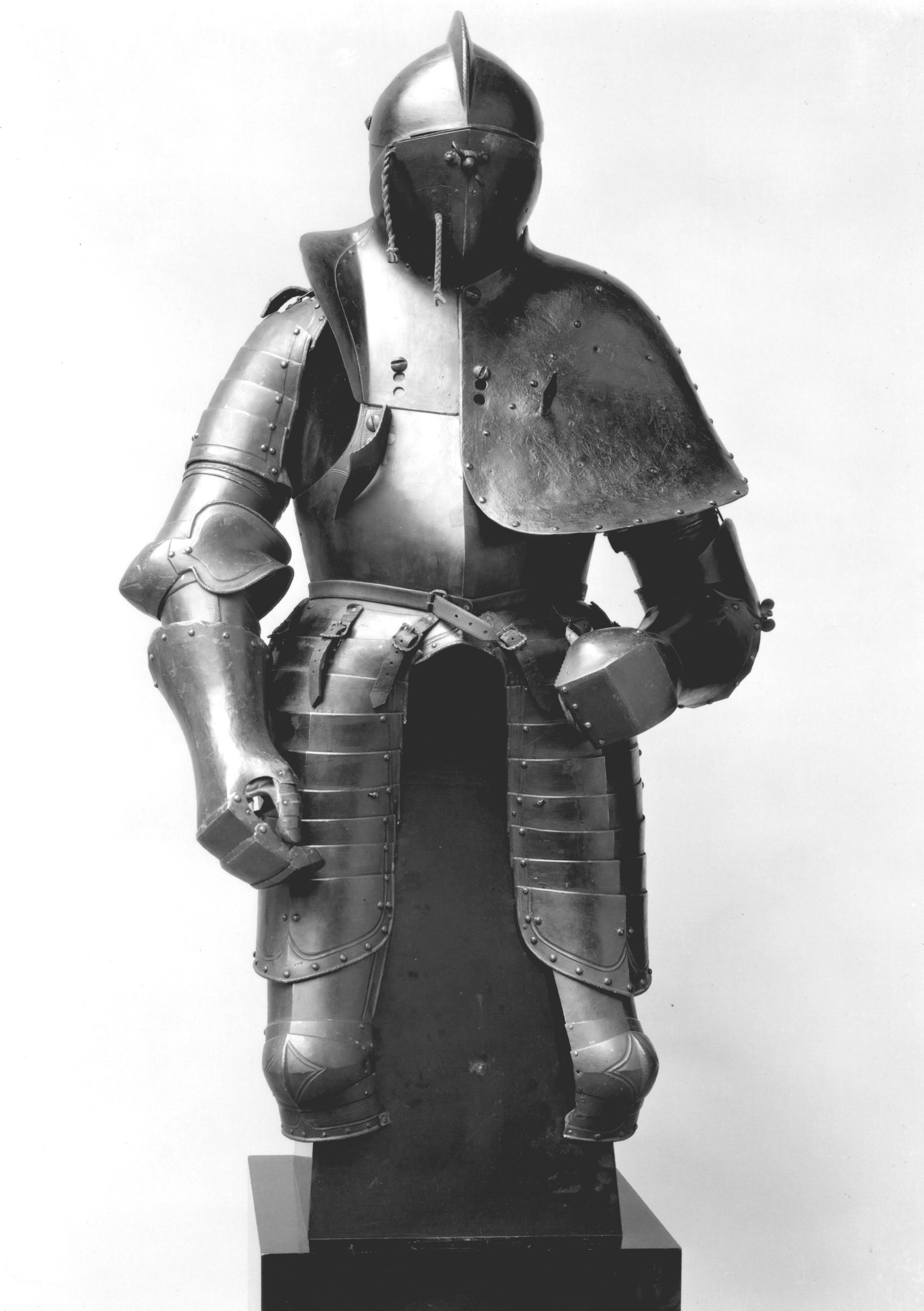 Medieval Full Plate Armor