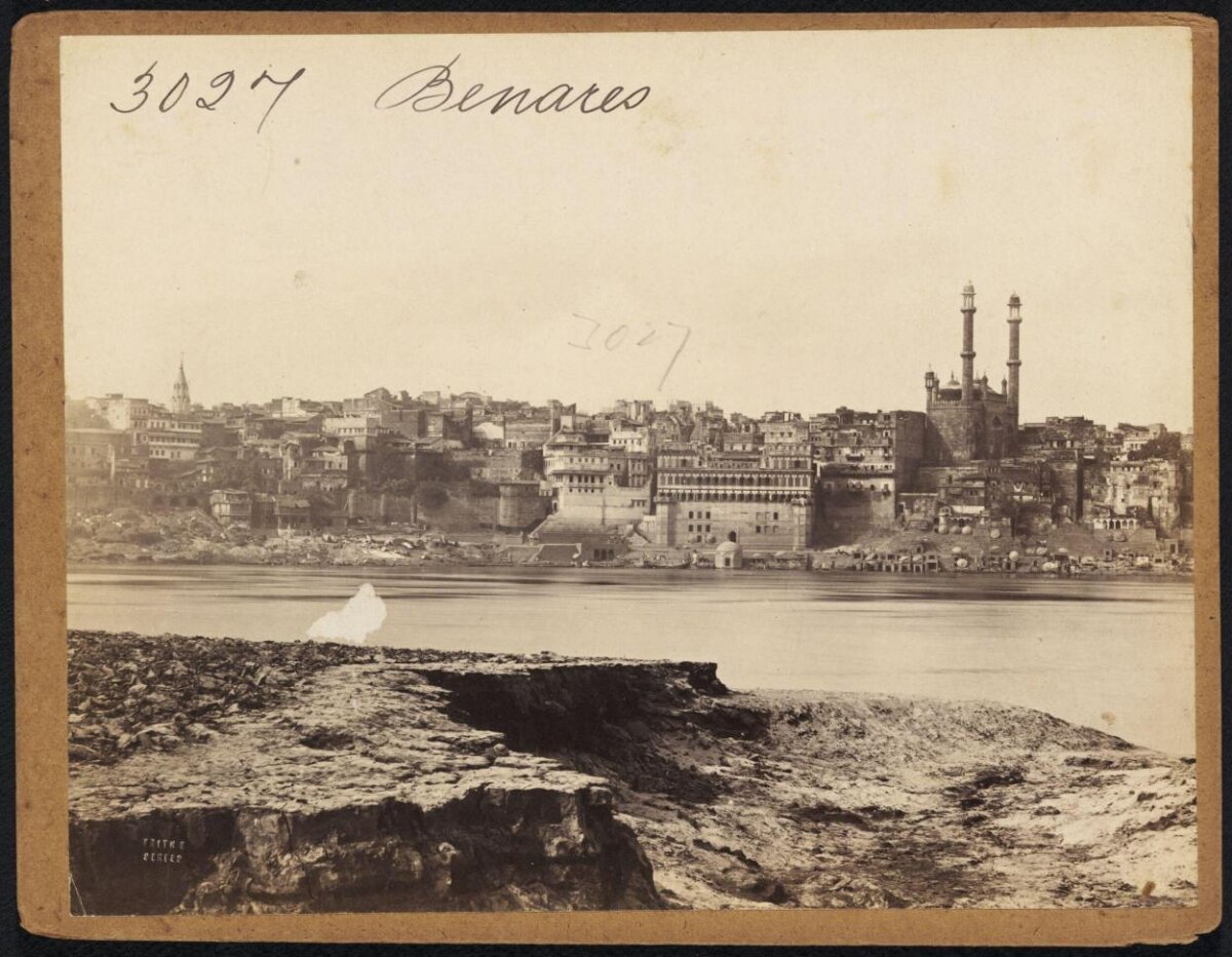 Vintage Benares Riverfront View
