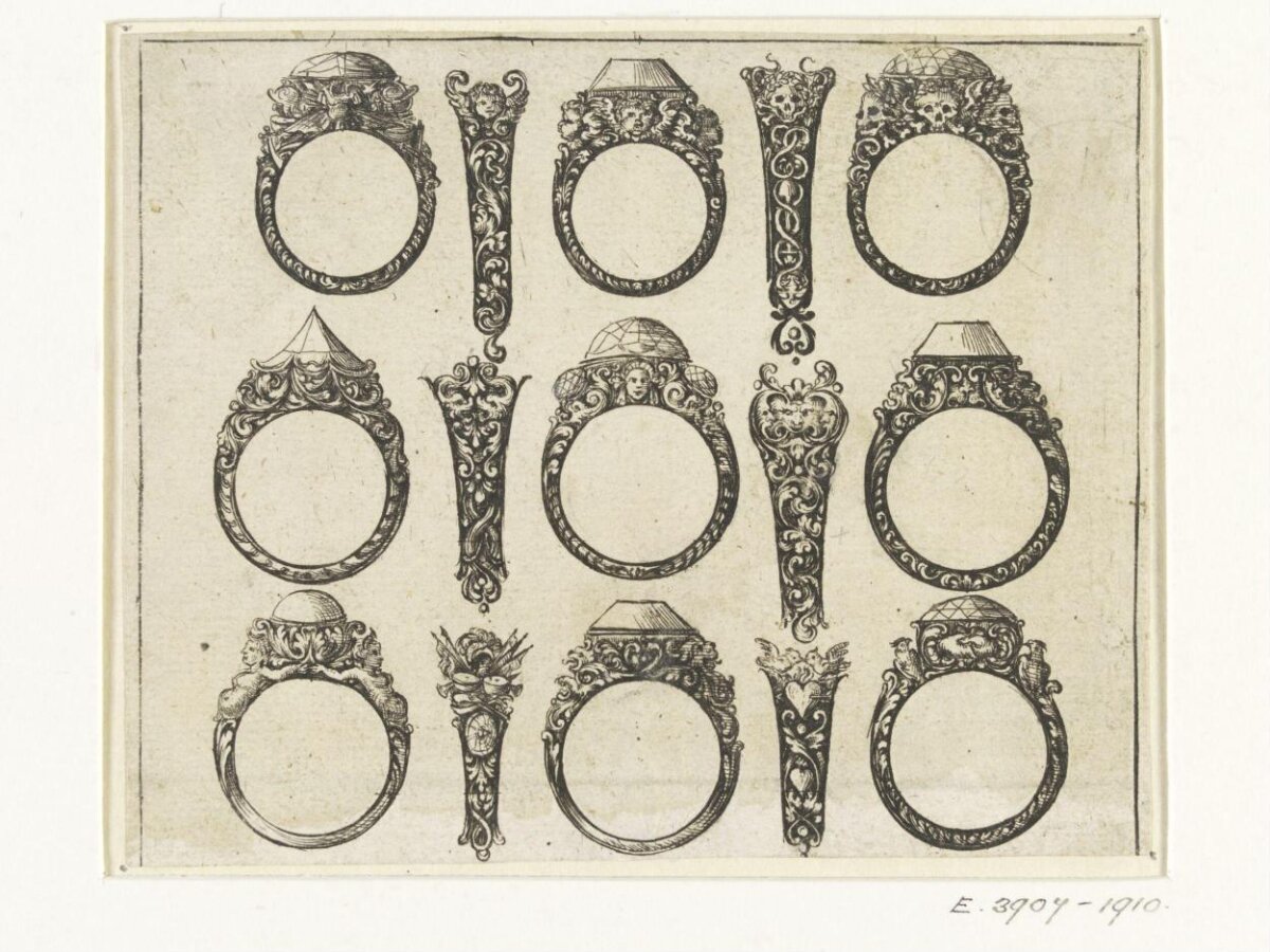Antique Ring Design Engravings
