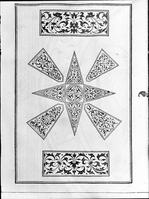 Traditional Arabesque Decorative Patterns