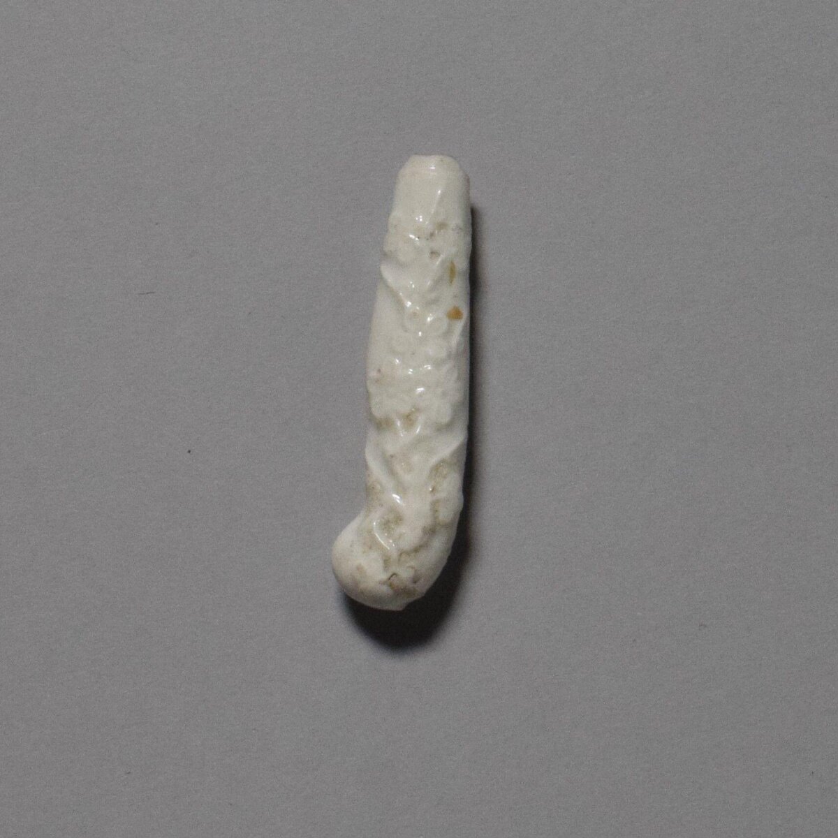 Carved White Ceramic Cigarette Holder