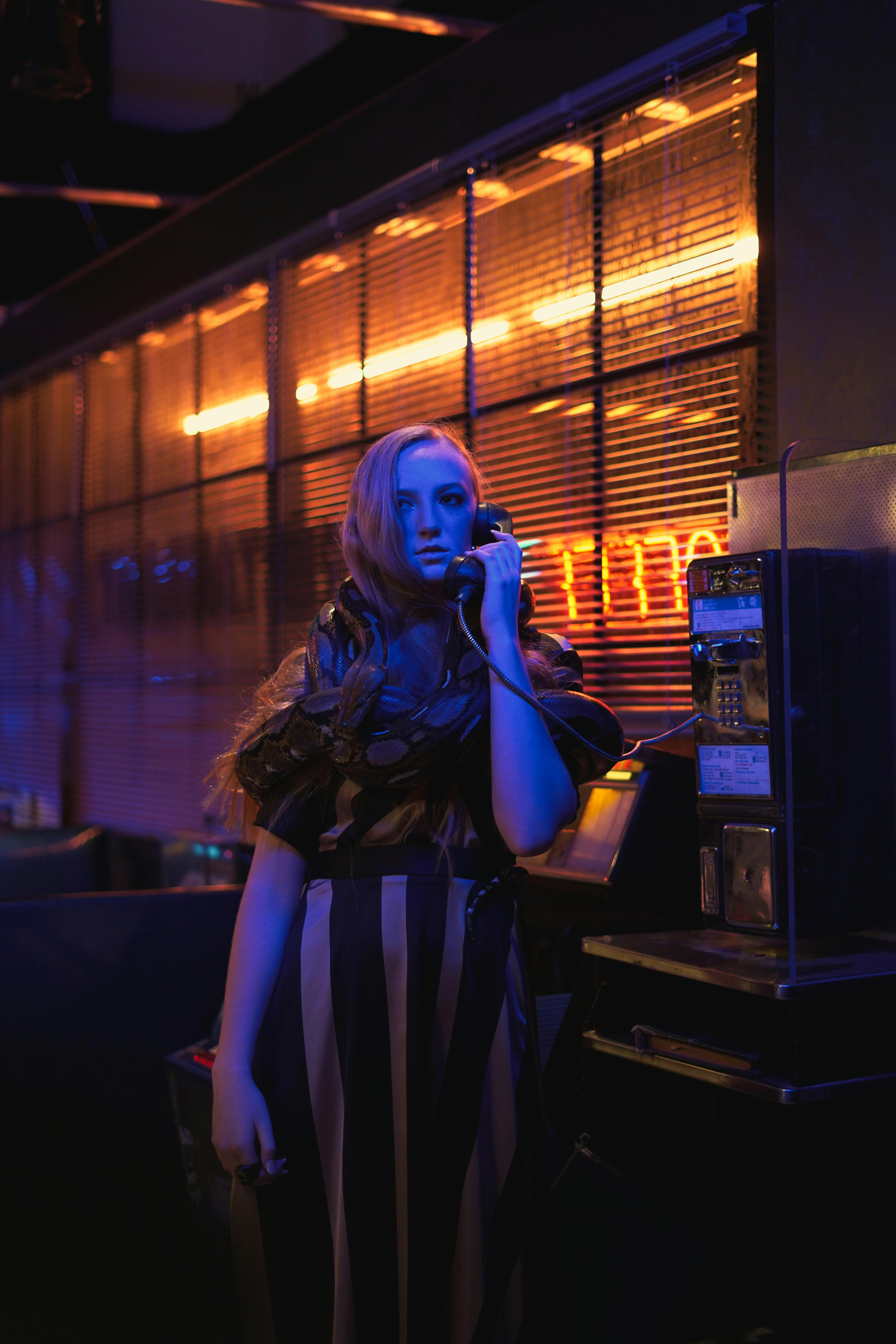 Cyberpunk / Neon