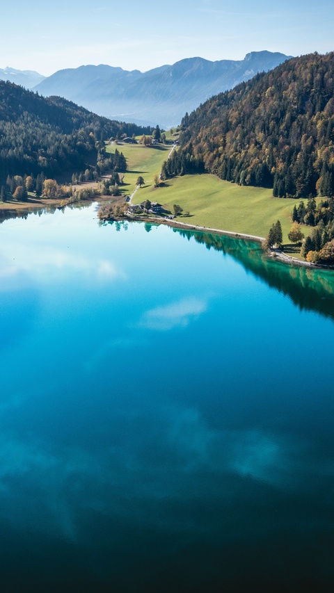 Turquoise Mountain Lake Valley View