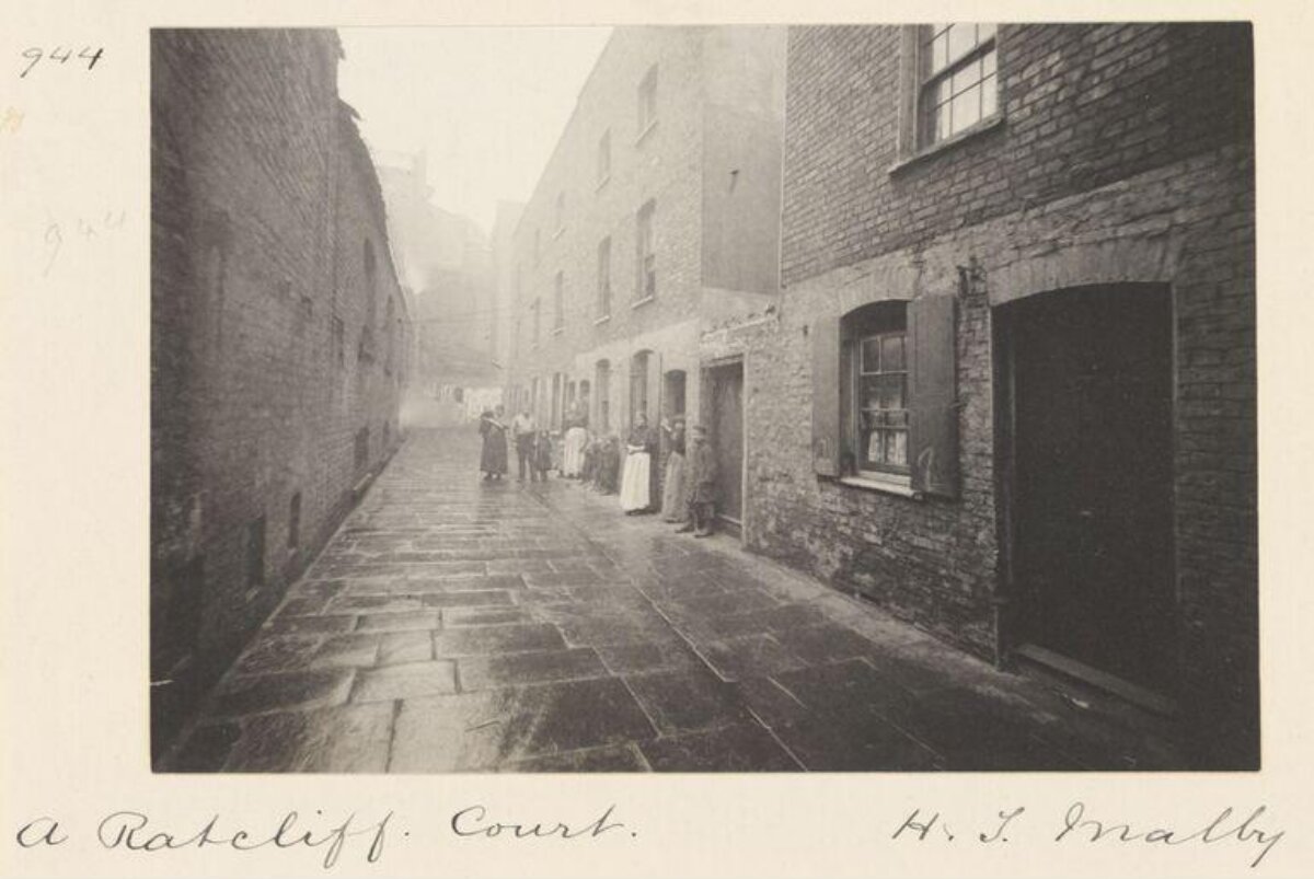 Ratcliff Court Historic Alley