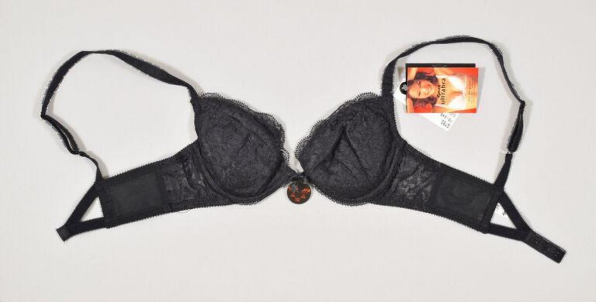 Black Lace Bra With Brand Tag