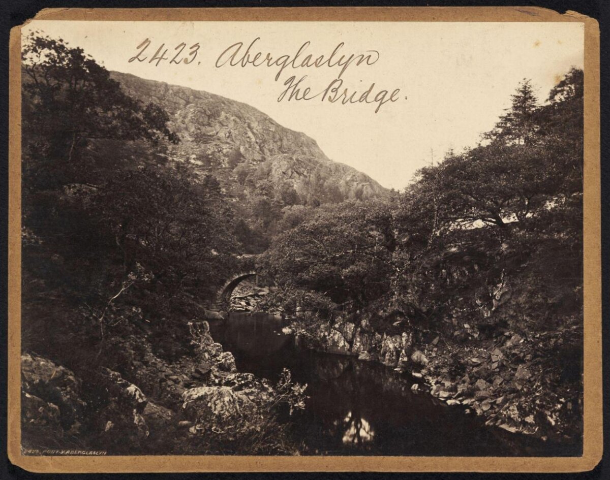 Aberglaslyn Bridge River View