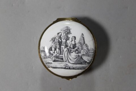Antique Enamel Decorative Snuff Box