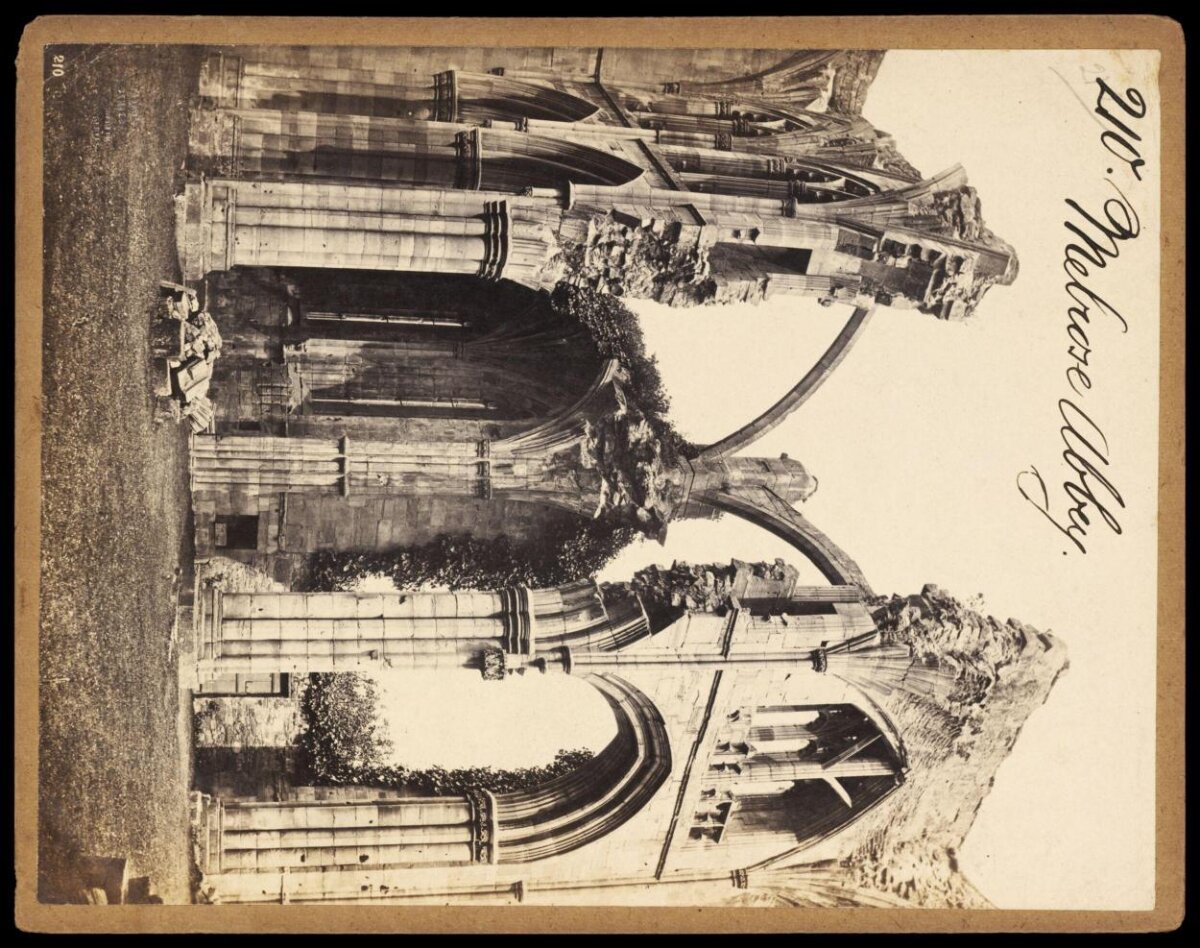 Melrose Abbey Ruins