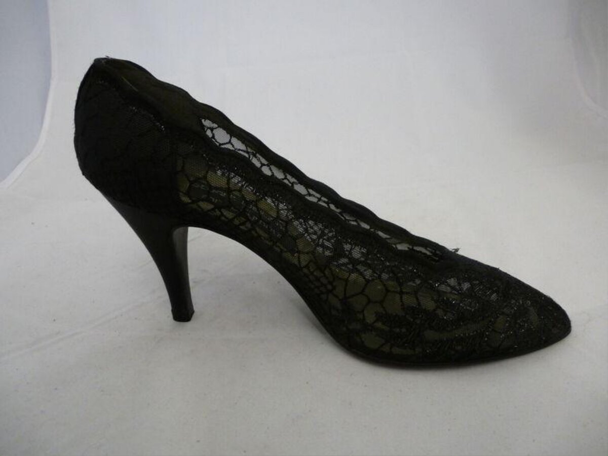 Black Lace High Heel Pump
