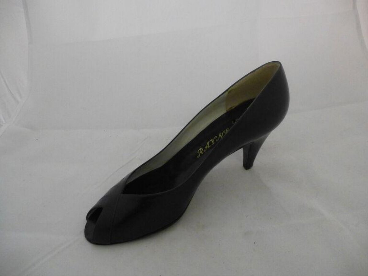 Black Peep-toe High Heel Pump