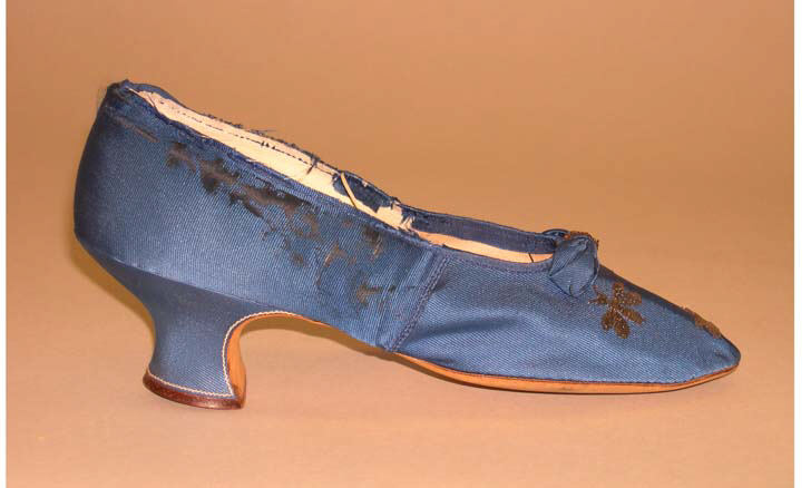 Vintage Blue Women's High-Heeled Shoe