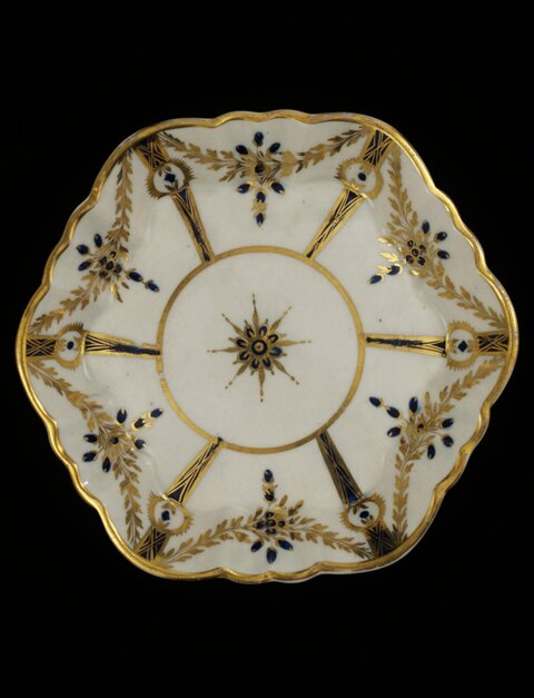 Gilded Blue and White Porcelain Dish