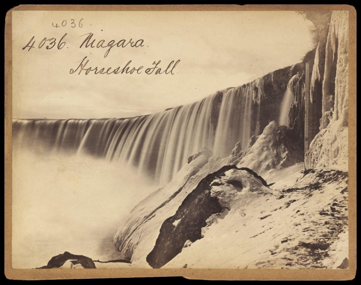 Niagara Horseshoe Fall Winter View