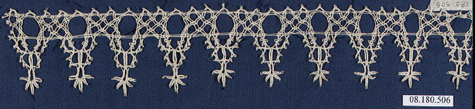 Vintage Off-white Lace Border Edging