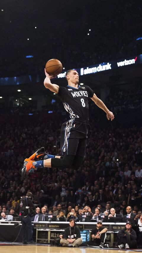Zach LaVine Mid-Air Dunk at Slam Dunk Contest