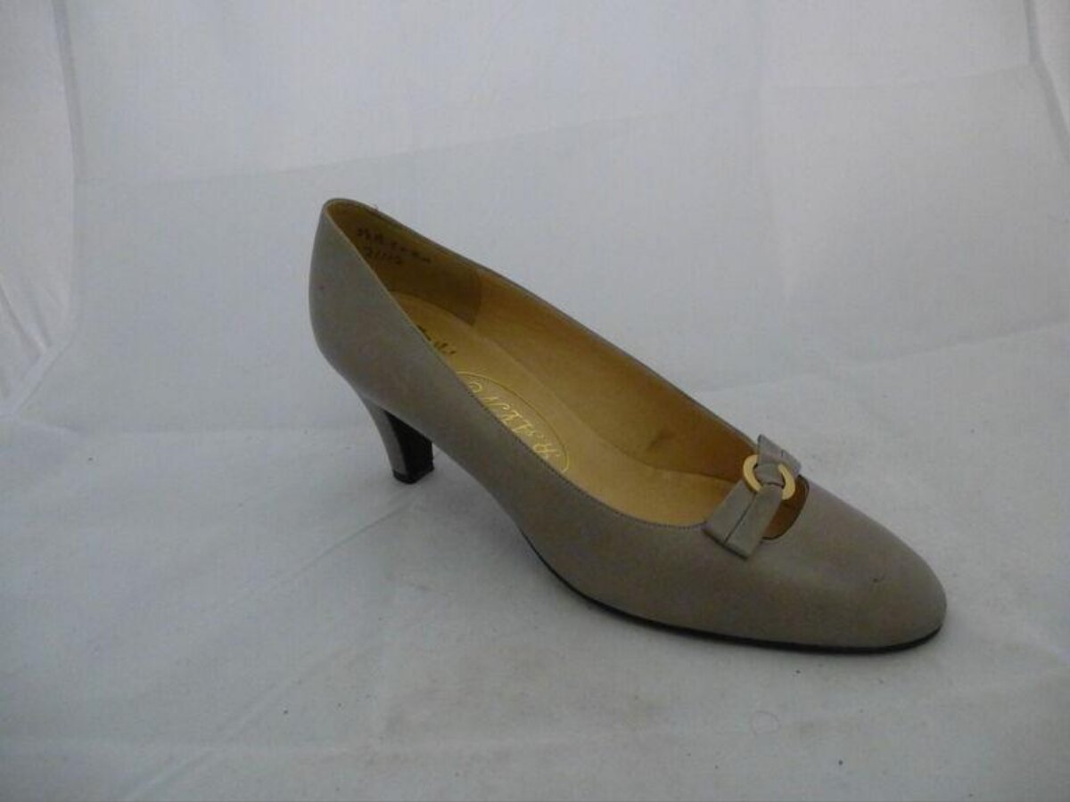 Light Grey Women's High Heel Pump