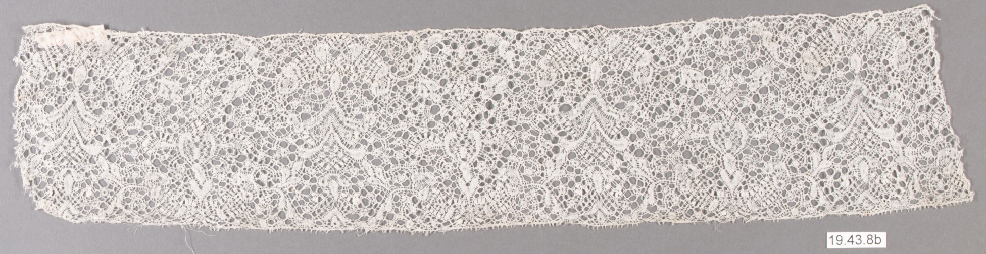 Antique White Lace Strip