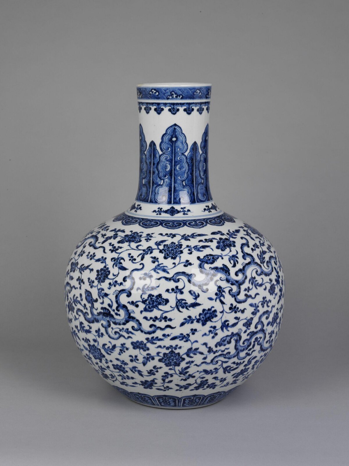 Chinese Blue and White Porcelain Vase